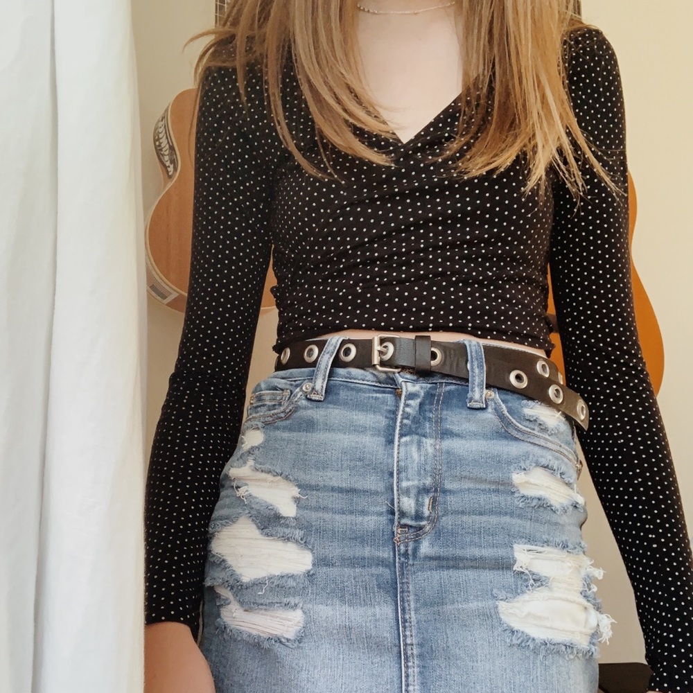 BRANDY MELVILLE POLKA DOT WRAP TEE